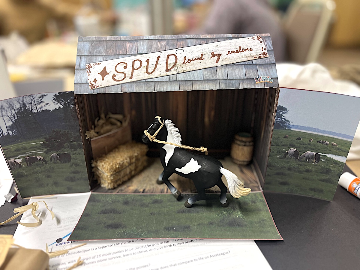 MISTY OF CHINCOTEAGUE - Build your own stall using LitWits printables